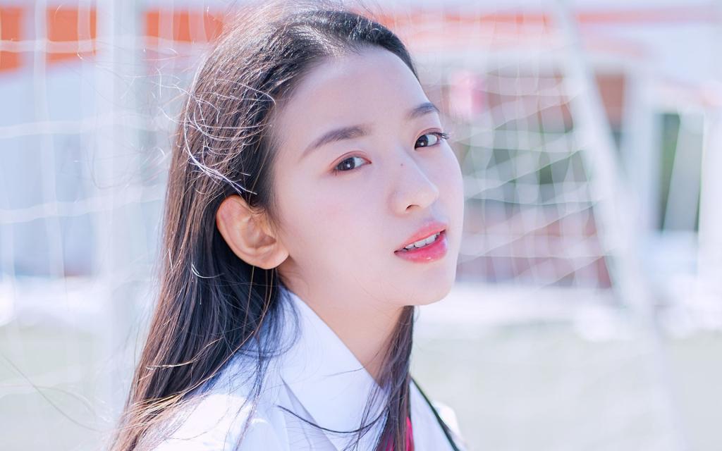 阳光校花美女学生制服写真