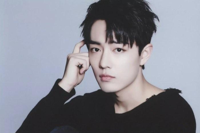 帅气迷人的肖战