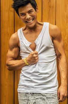 型男向佐肌肉写真-2