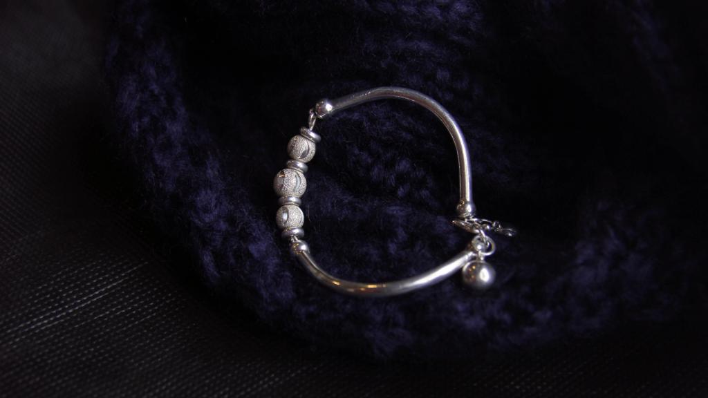 复古的手镯手饰