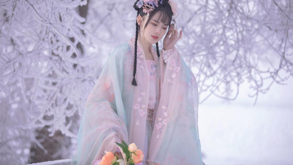 清纯古装美女唯美雪中纯情清新梦幻写真
