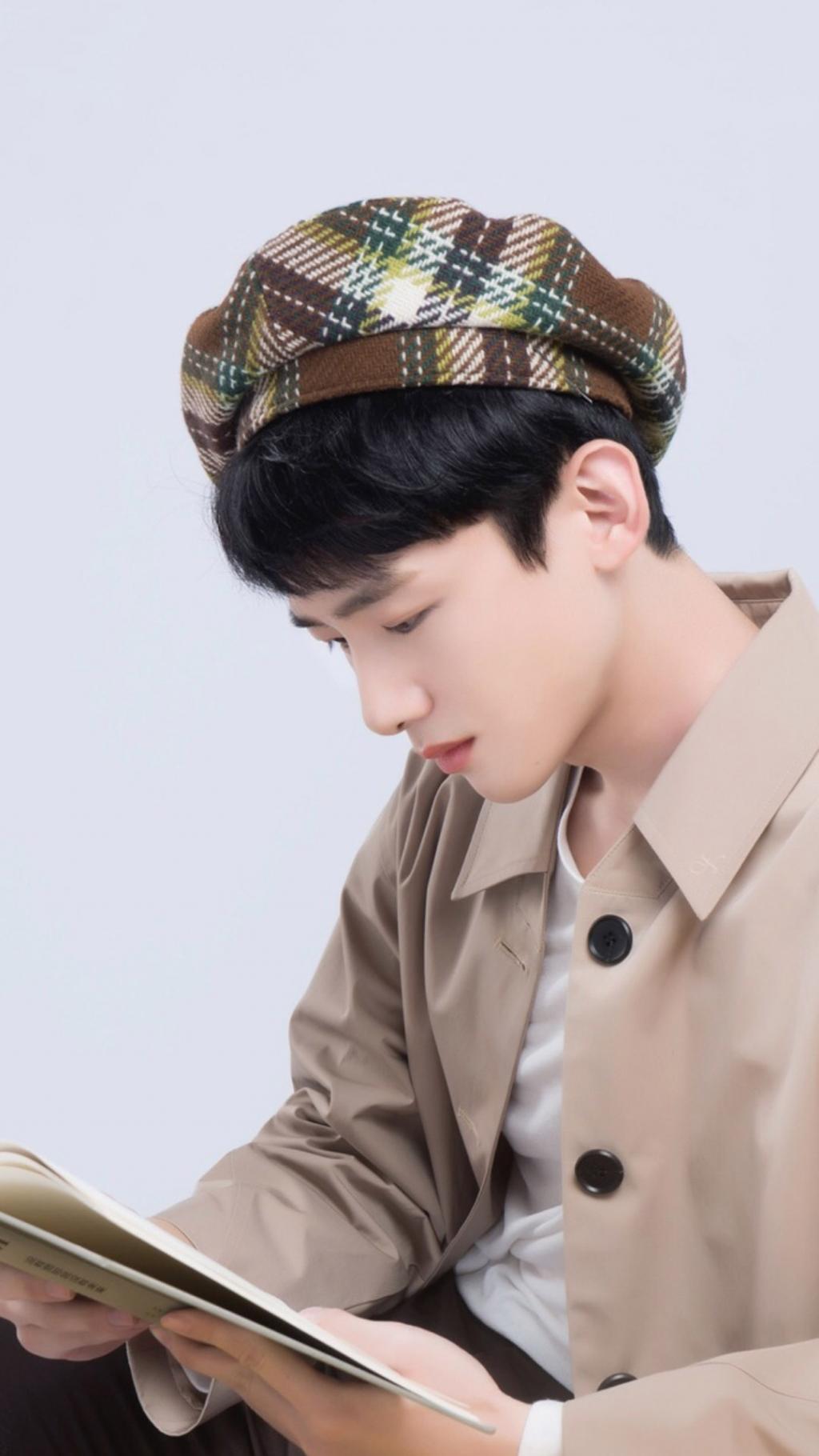 白敬亭帅气逼人写真,高清图片,手机锁屏桌面-壁纸族