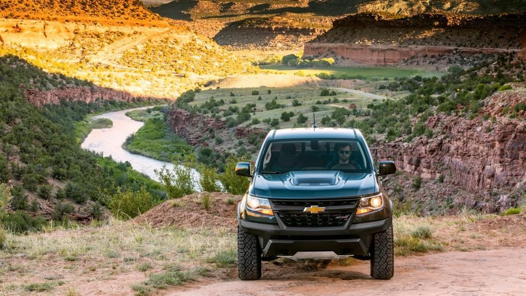 雪佛兰库罗德ZR2中型皮卡