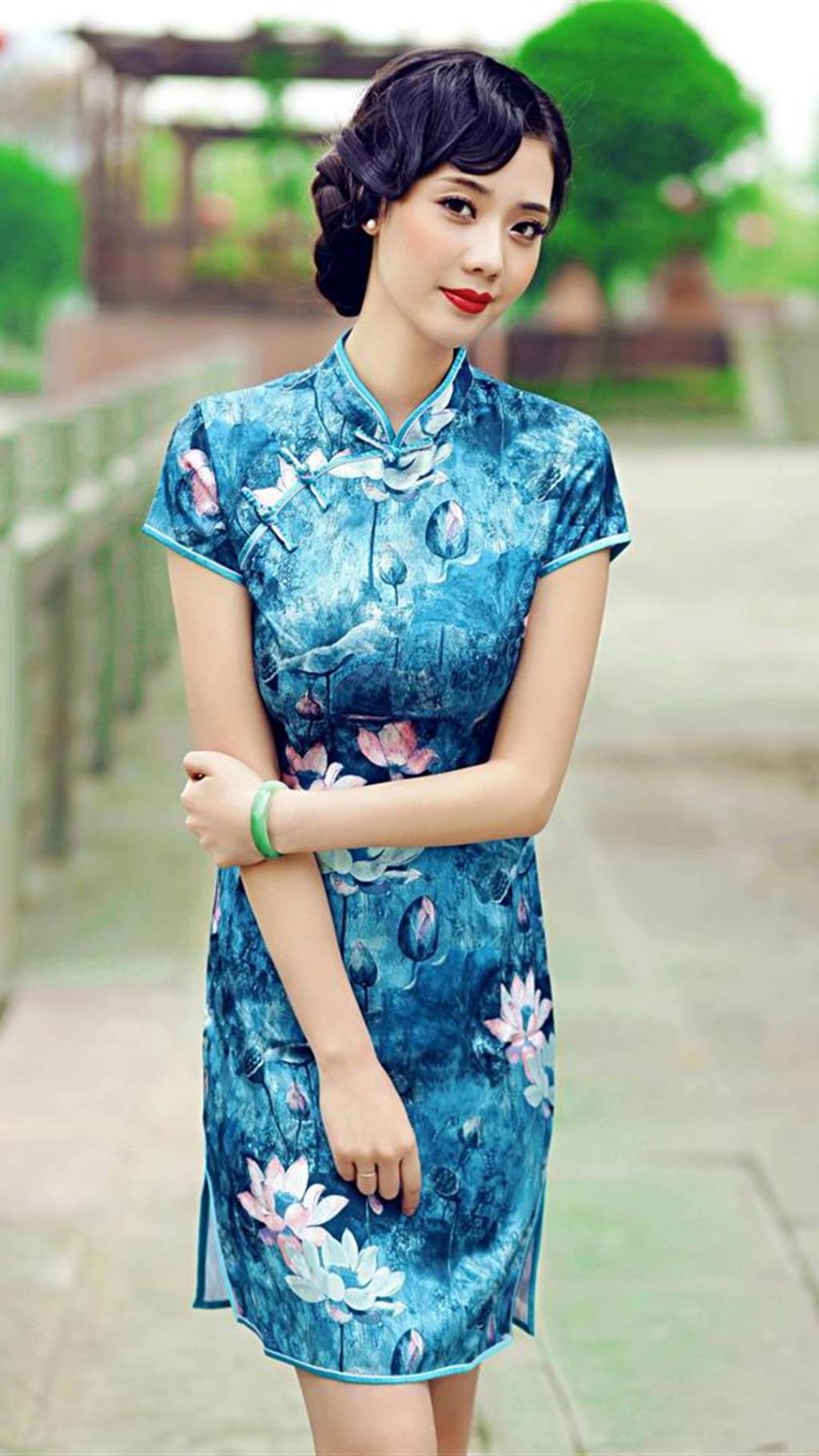 江南温婉旗袍美女写真