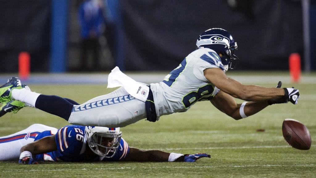 橄榄球赛事图片