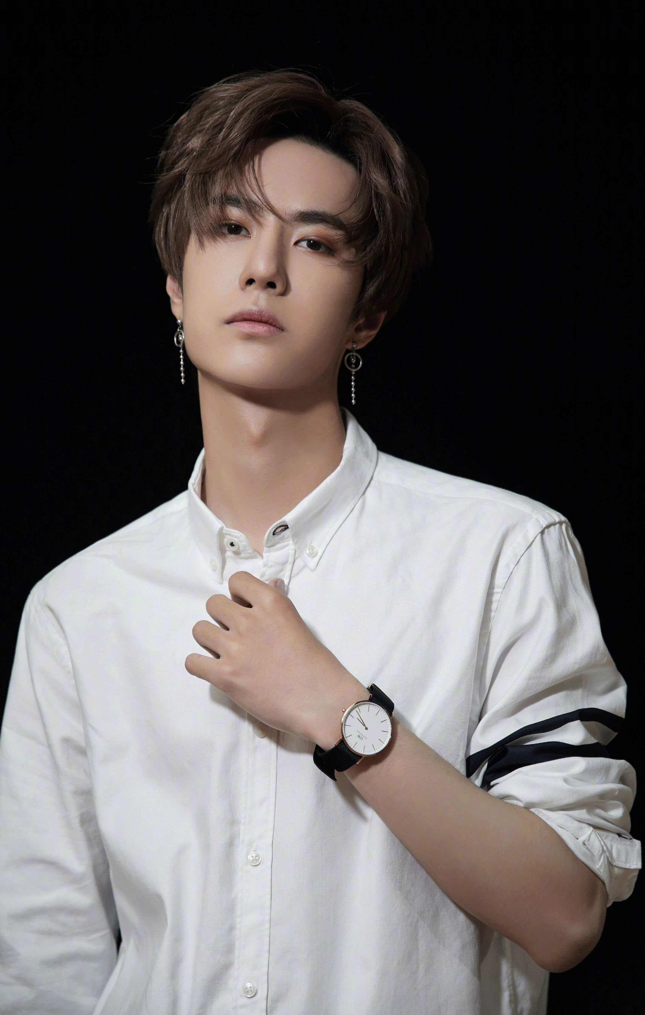 穿搭小王子王一博