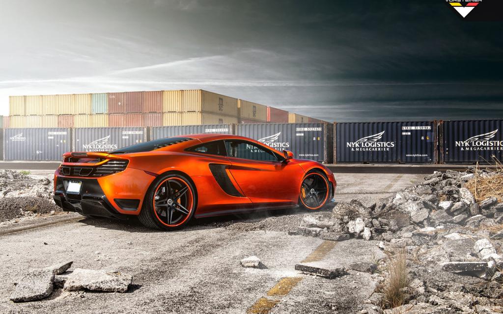 红色迈凯轮MP4 12C改装图片