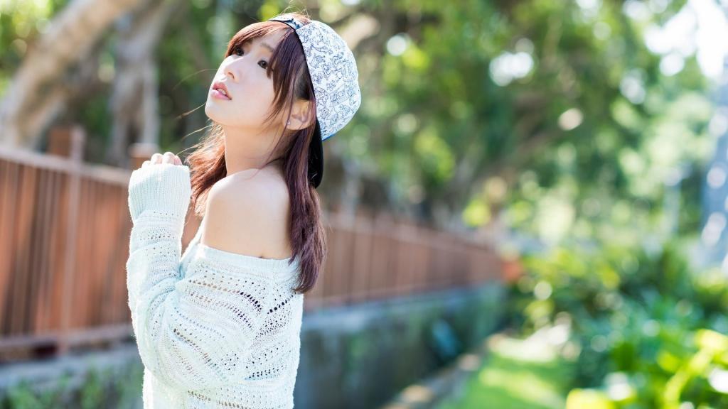 娇美俏皮撩人女神性感写真