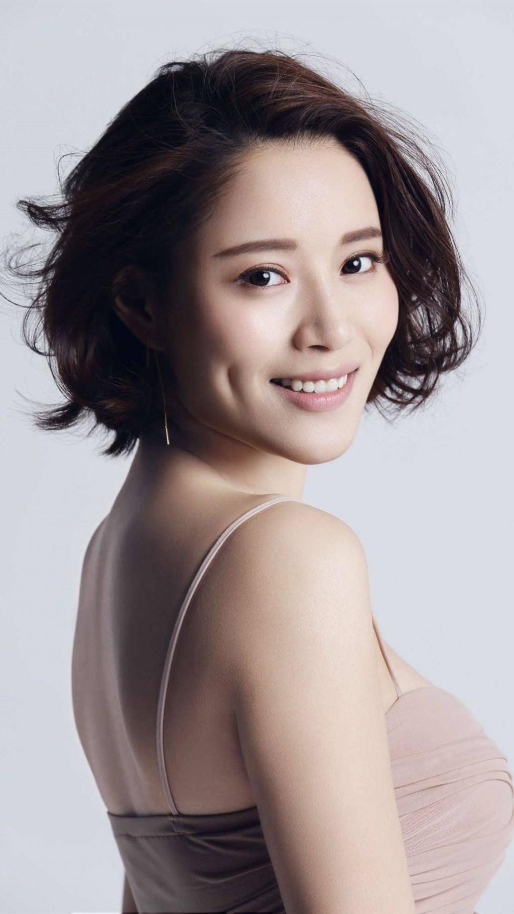 90后小花蔡蝶素雅写真