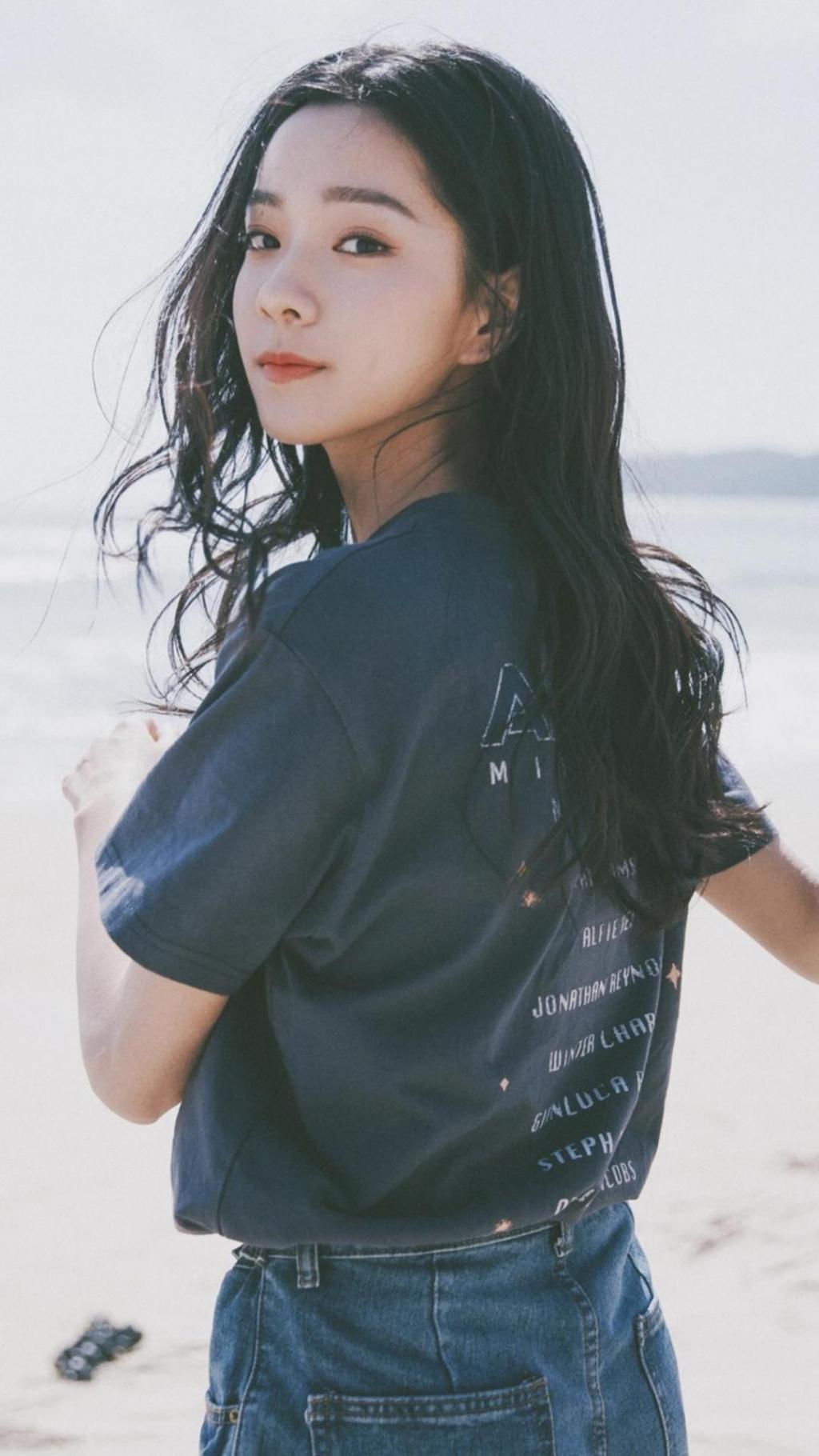 清新可爱少女庄达菲甜美天真俏皮写真