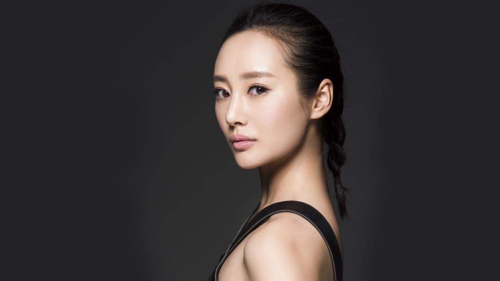 女明星李纯写真