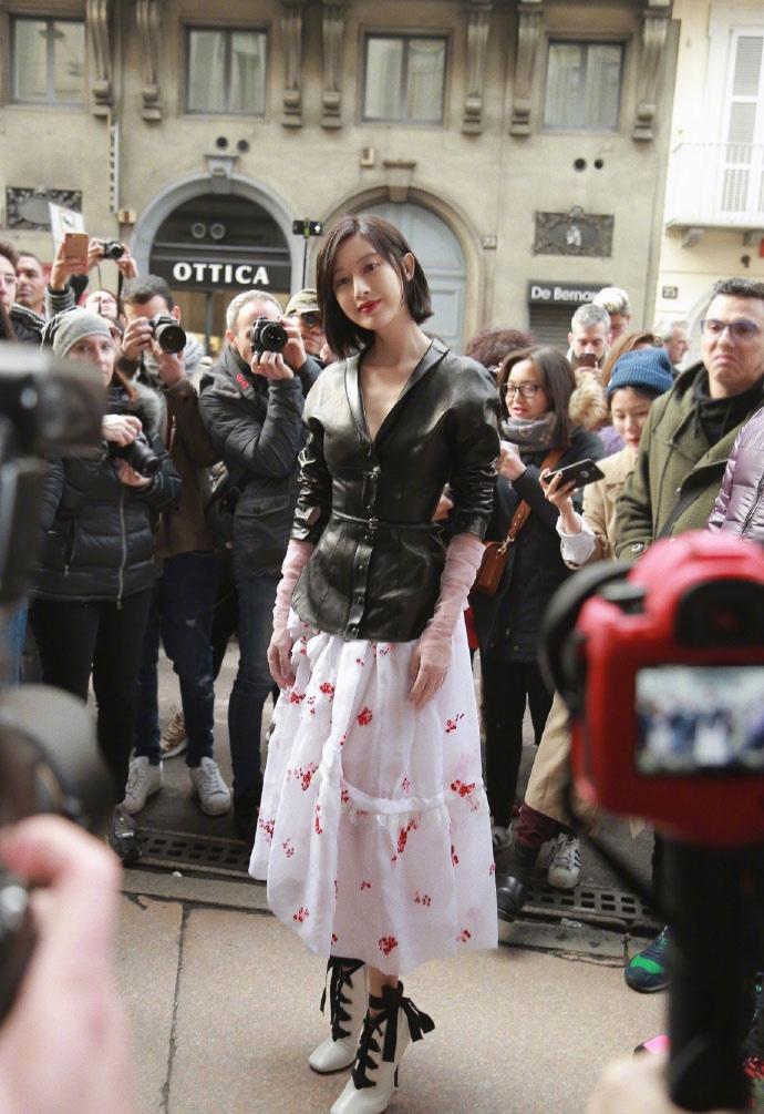 张俪早春时尚甜美街拍