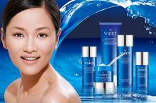 美女代言化妆品广告