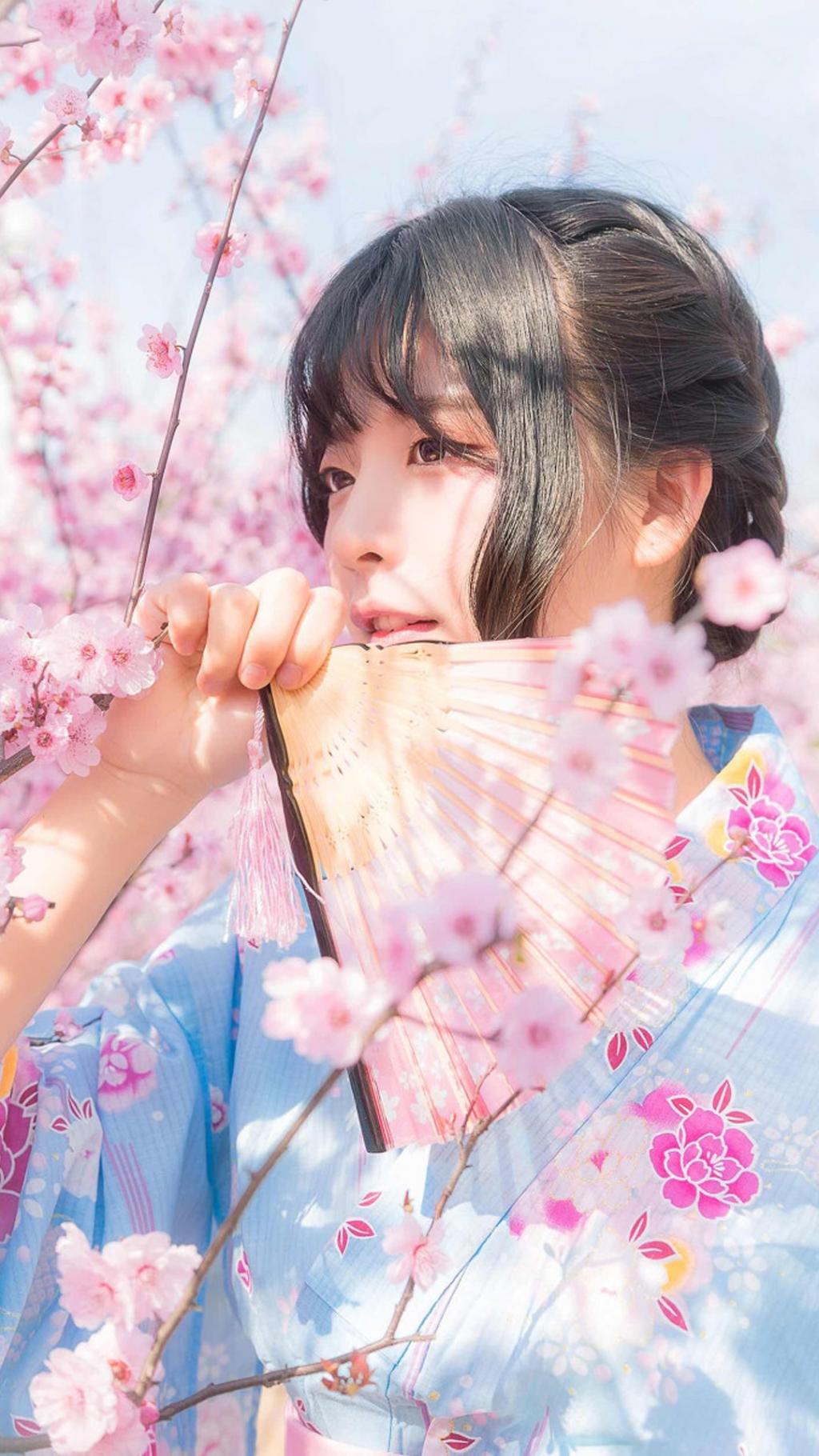 樱花树下的和服美女写真