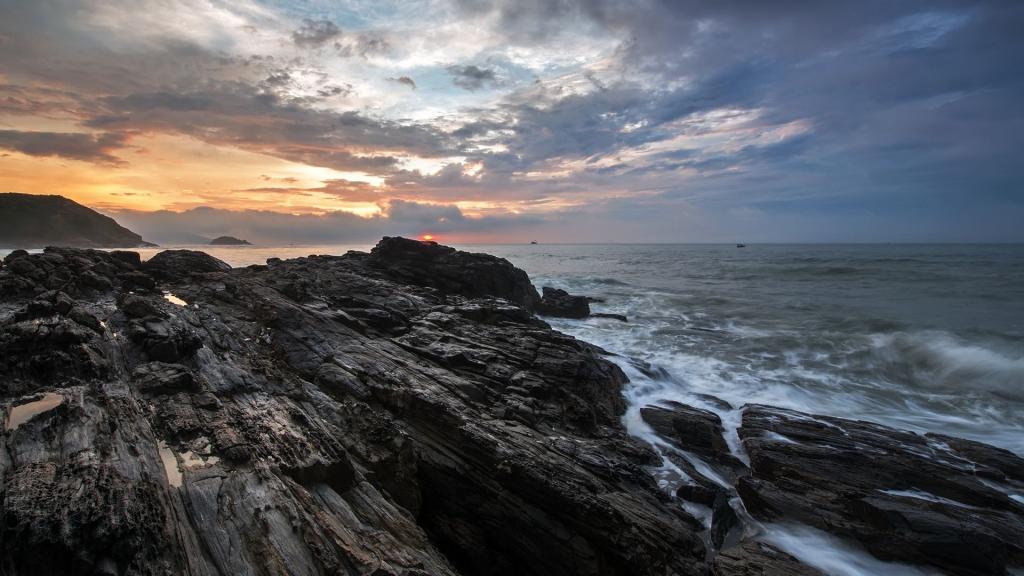 海平线上的日出