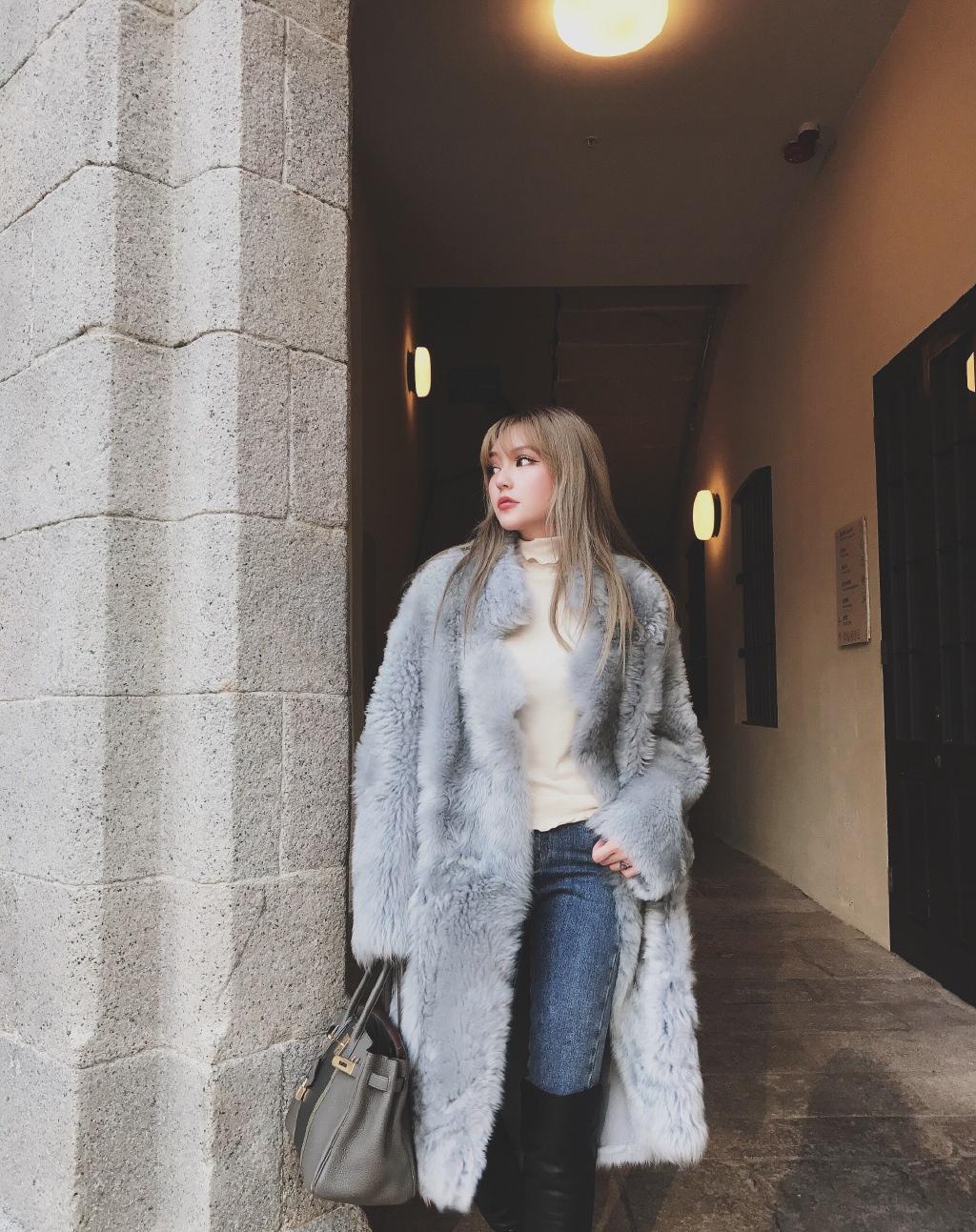 网红美女周扬青气质时尚街拍