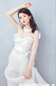 气质美女乔欣甜美写真-8