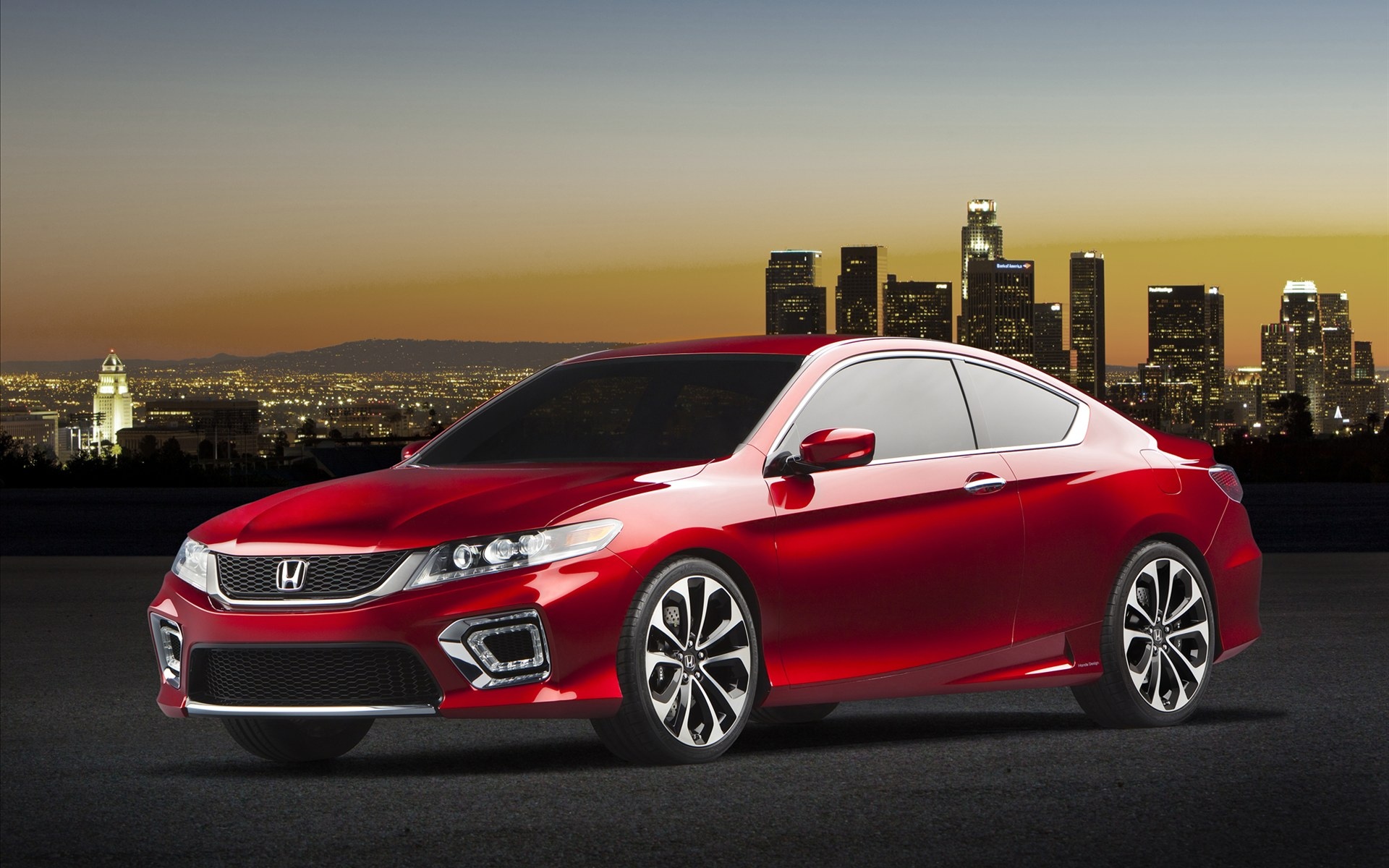 2013本田雅阁汽车