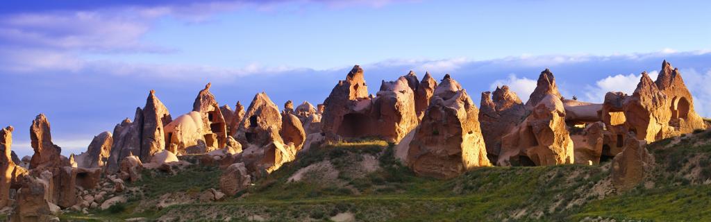 岩石全景宽屏风景
