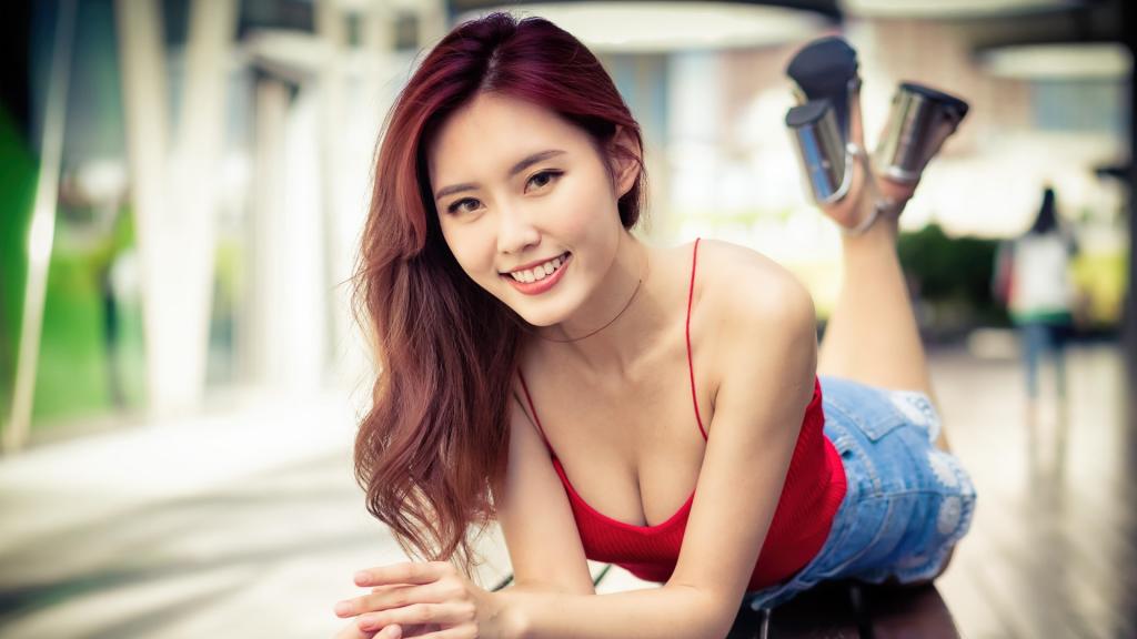 妩媚风情的气质美女时尚写真