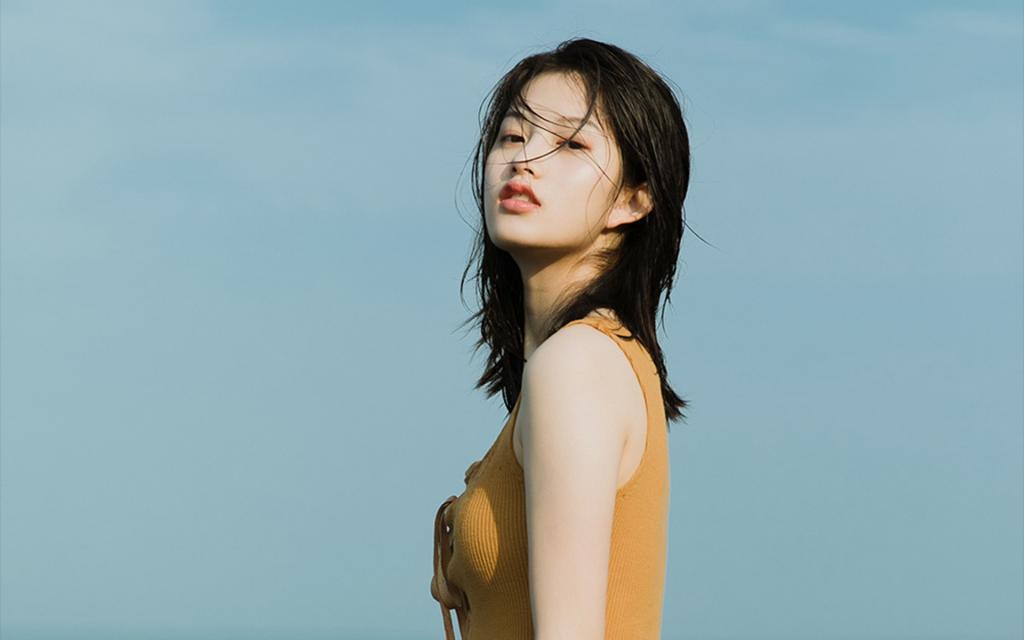 清纯泳装美女写真