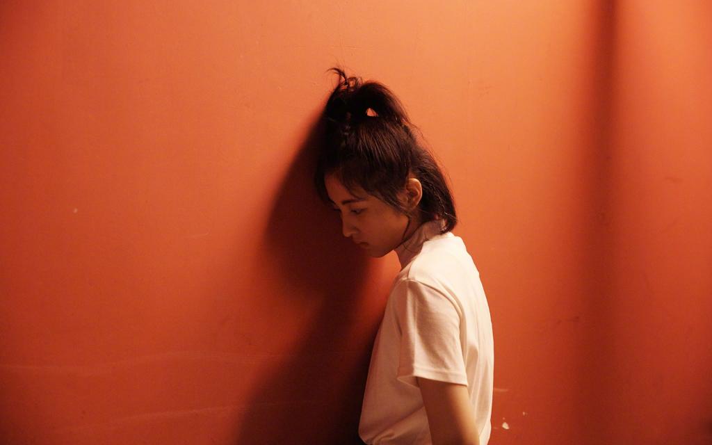 成熟炫酷的张子枫