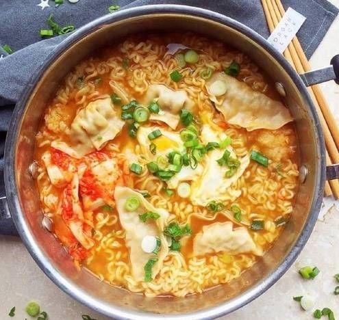 垂涎欲滴的煮泡面