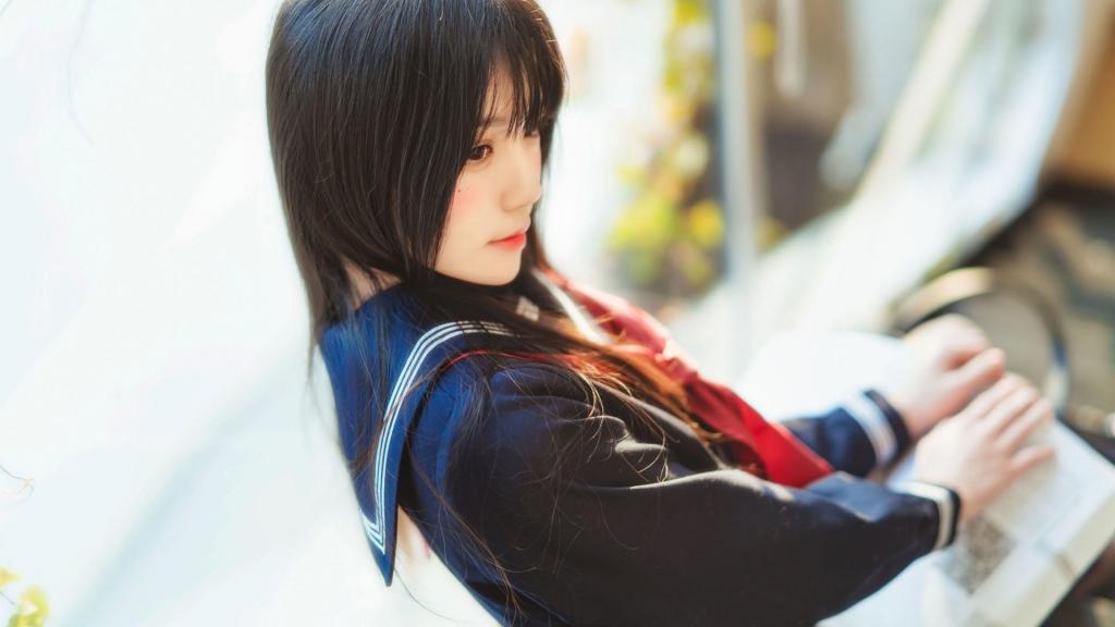 清纯水手服美女唯美校园诱人写真