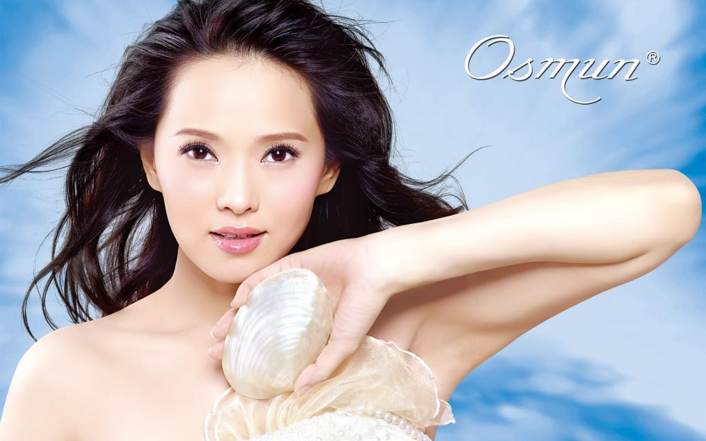 化妆品创意广告