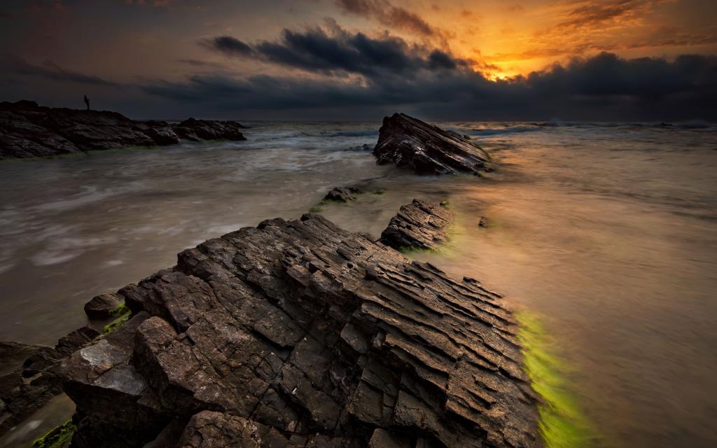 海岸岩石自然风光