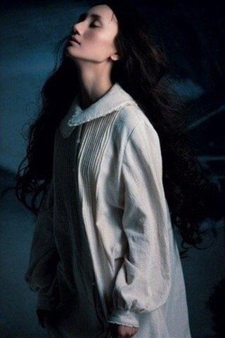 袁泉《简·爱》定妆照