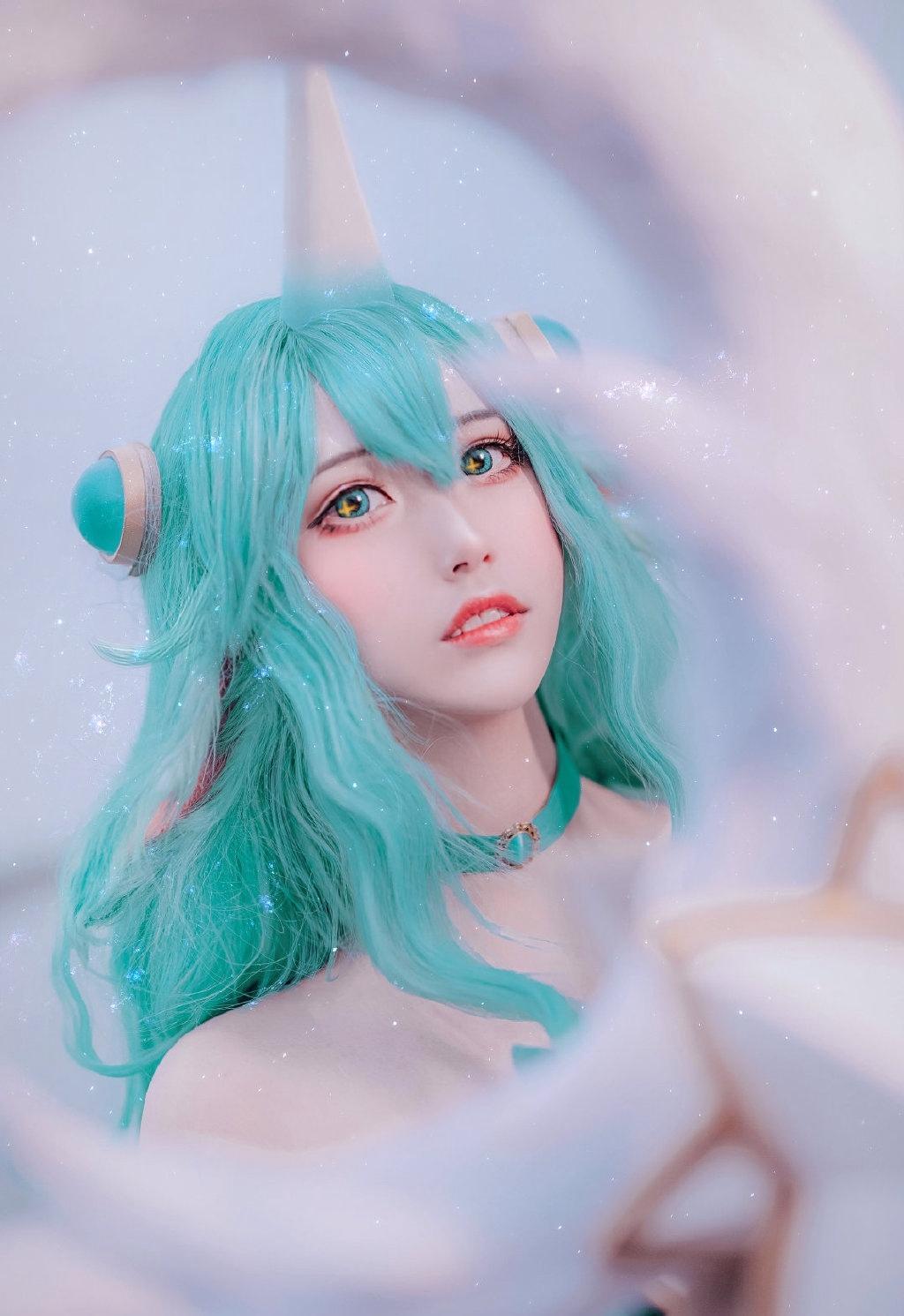 Kuuro碳cos索拉卡性感甜美私房写真