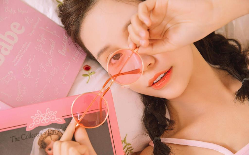 元气少女清纯甜美白皙迷人写真