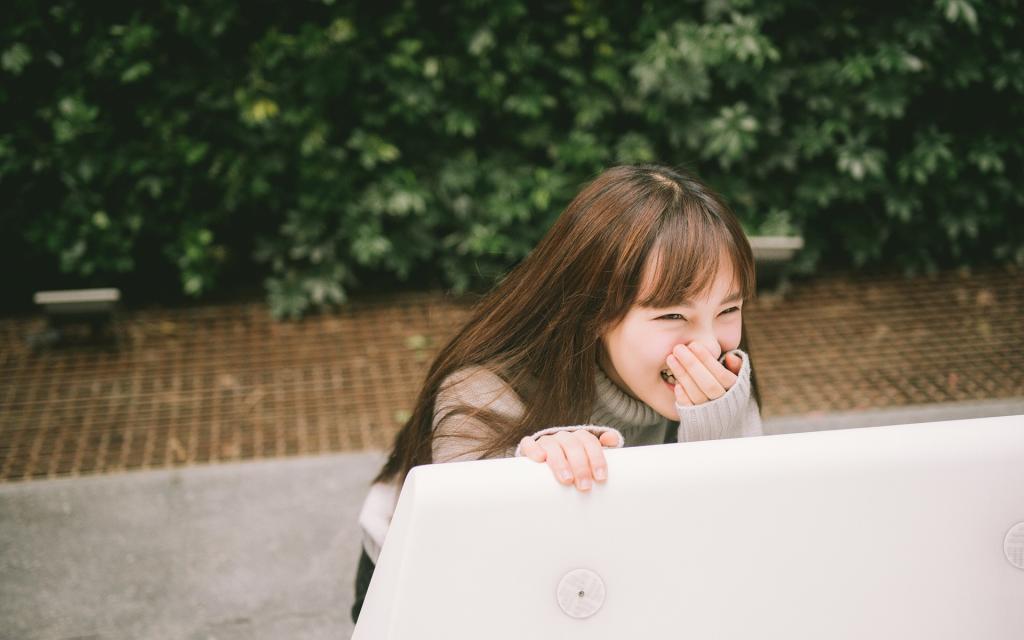 武大美女校花黄灿灿