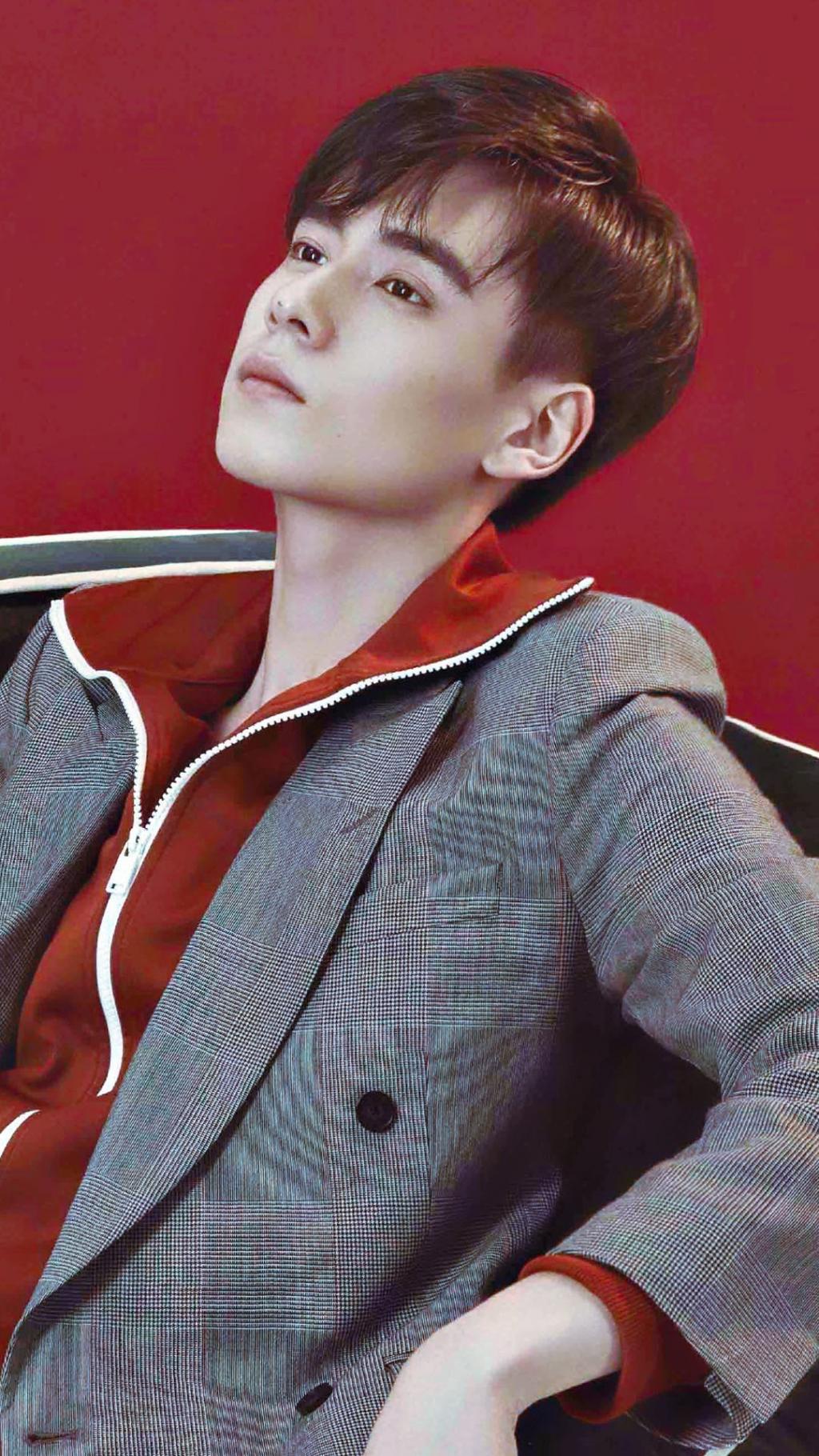 胡一天帅气有型时尚写真