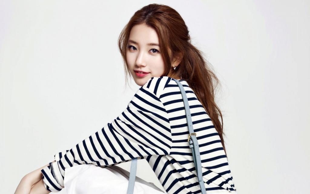 清纯美女裴秀智