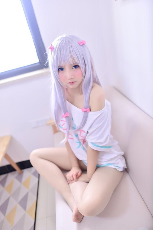 清纯少女cos和泉纱雾居家私房写真