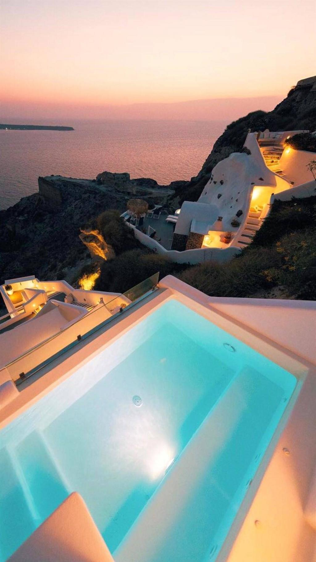 希腊圣托里尼岛伊亚小镇唯美风光