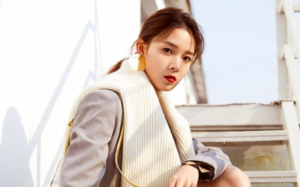 时髦性感女神陈瑶气质写真