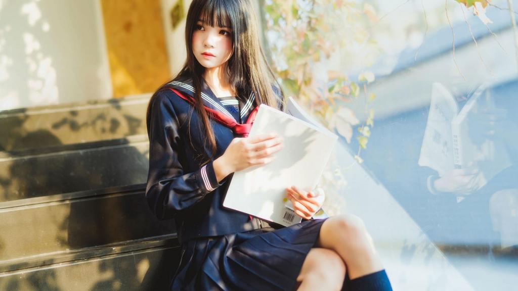 清纯水手服美女唯美校园诱人写真