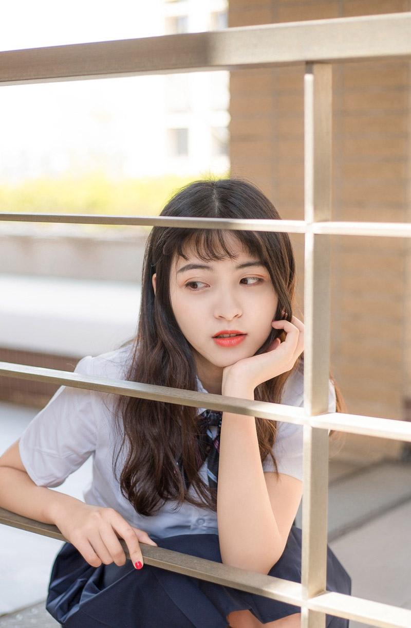 你浑身洋溢着少女的纯情