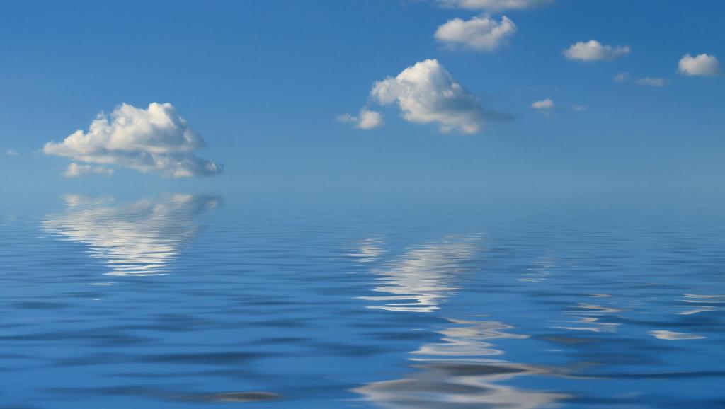 蓝天白云唯美景色