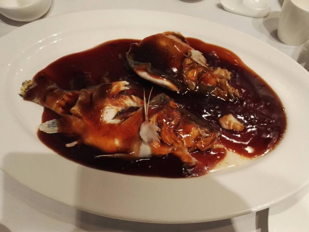 杭州的西湖醋鱼