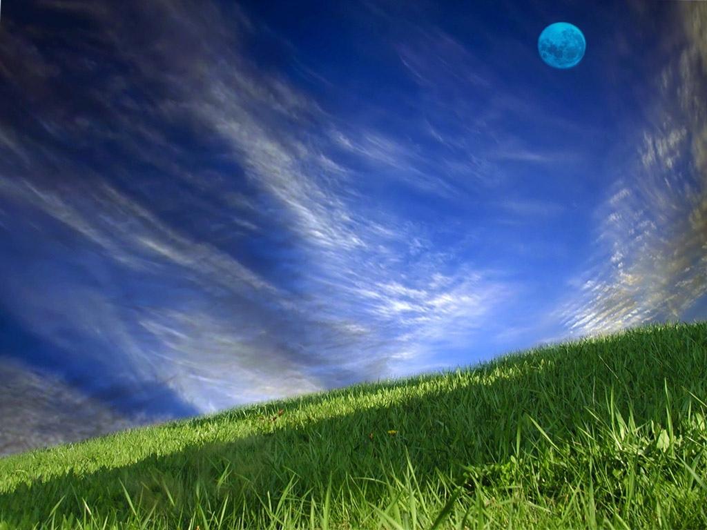 田园上空飘着红霞云朵