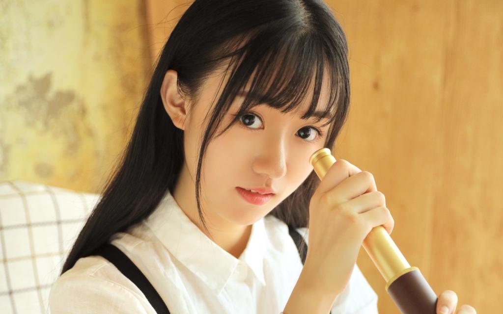 甜美可爱的文艺美女气质写真