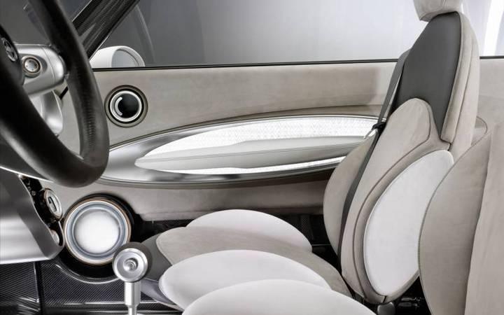 新能源汽车迷你ROCKETMAN