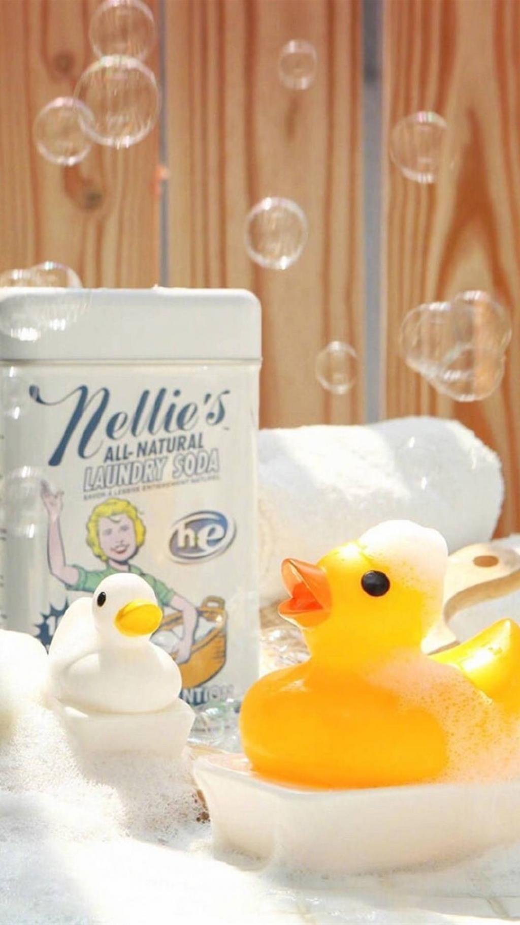 黄色系可爱静物背景