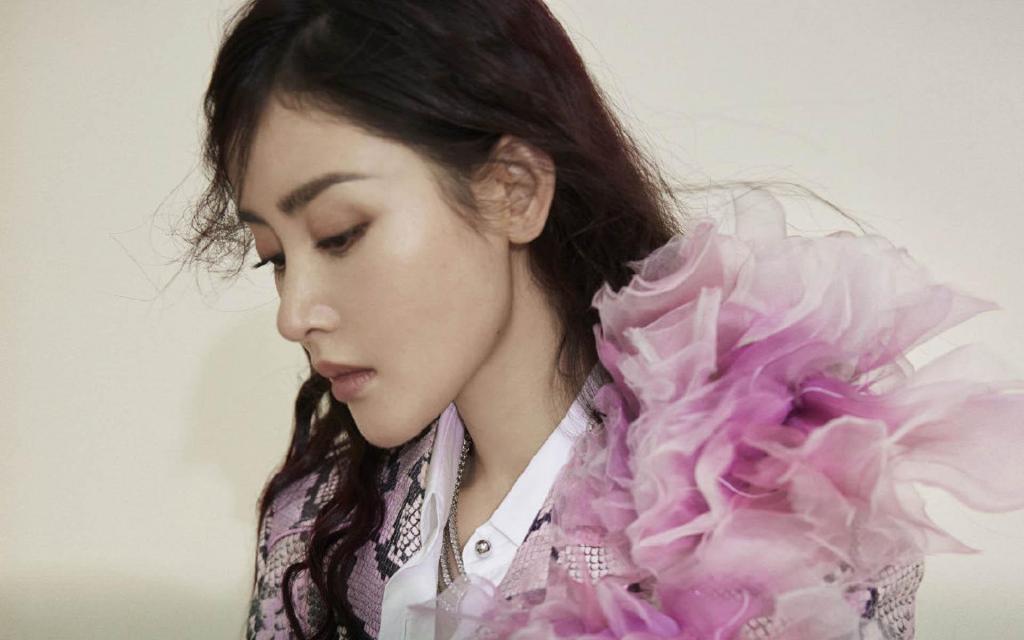 性感女神张天爱时尚优雅妩媚迷人写真