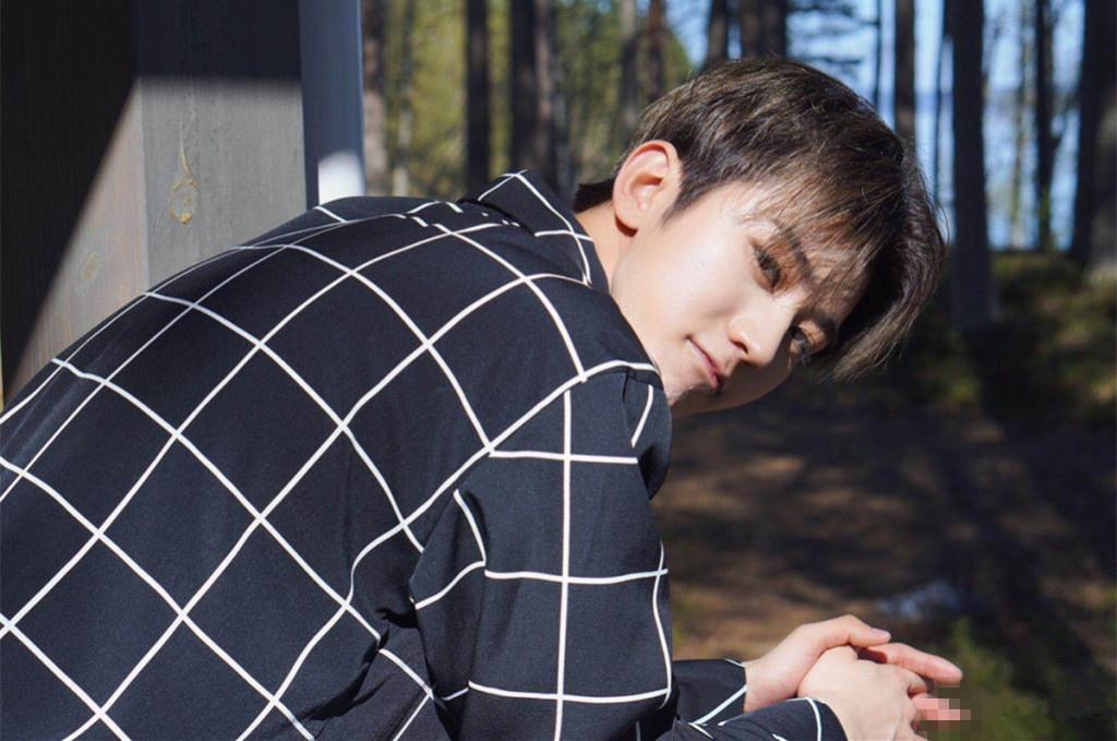 偶像新势力蔡徐坤