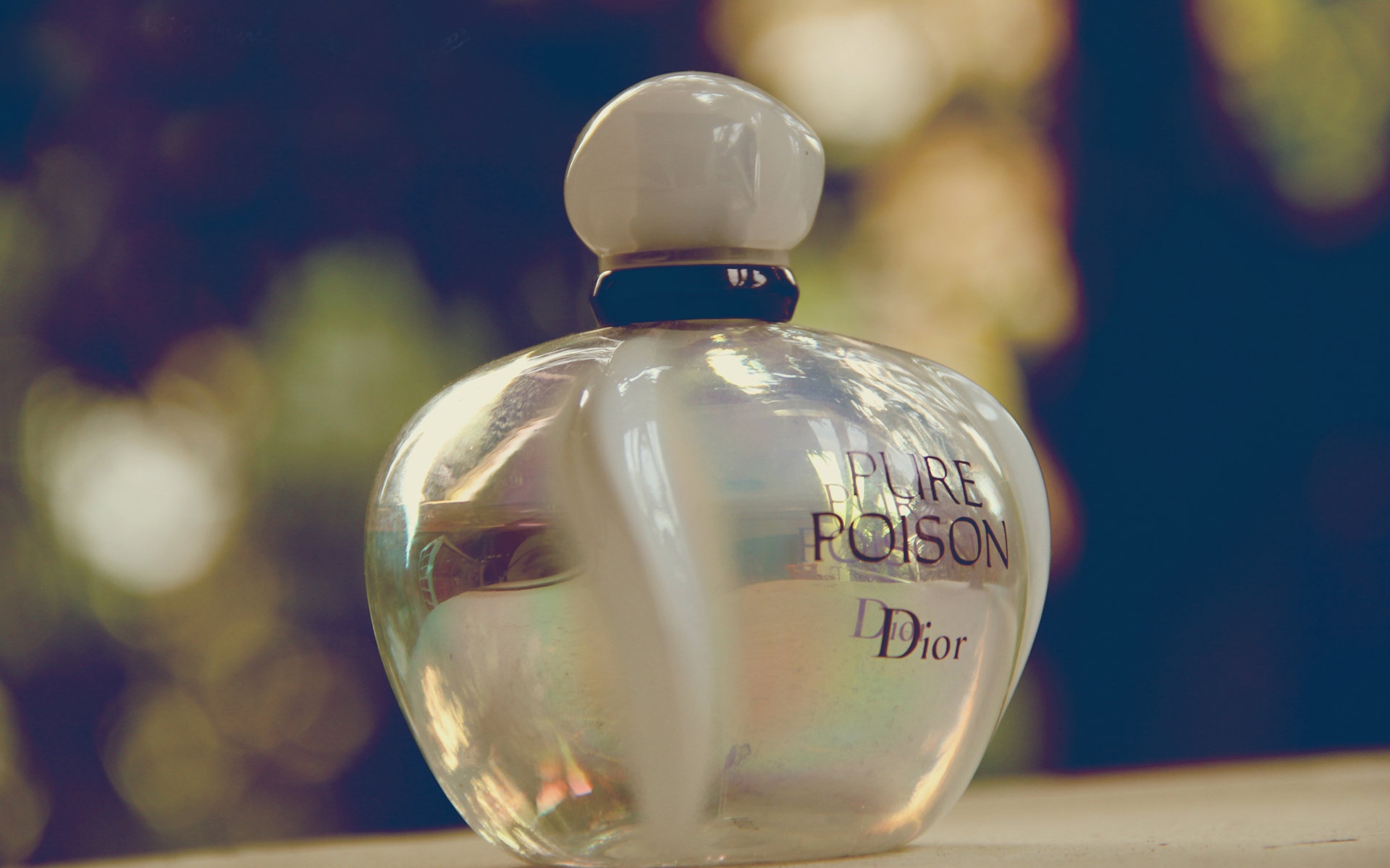 淡雅清香诱惑魅力香水,高清图片,电脑桌面-壁纸族